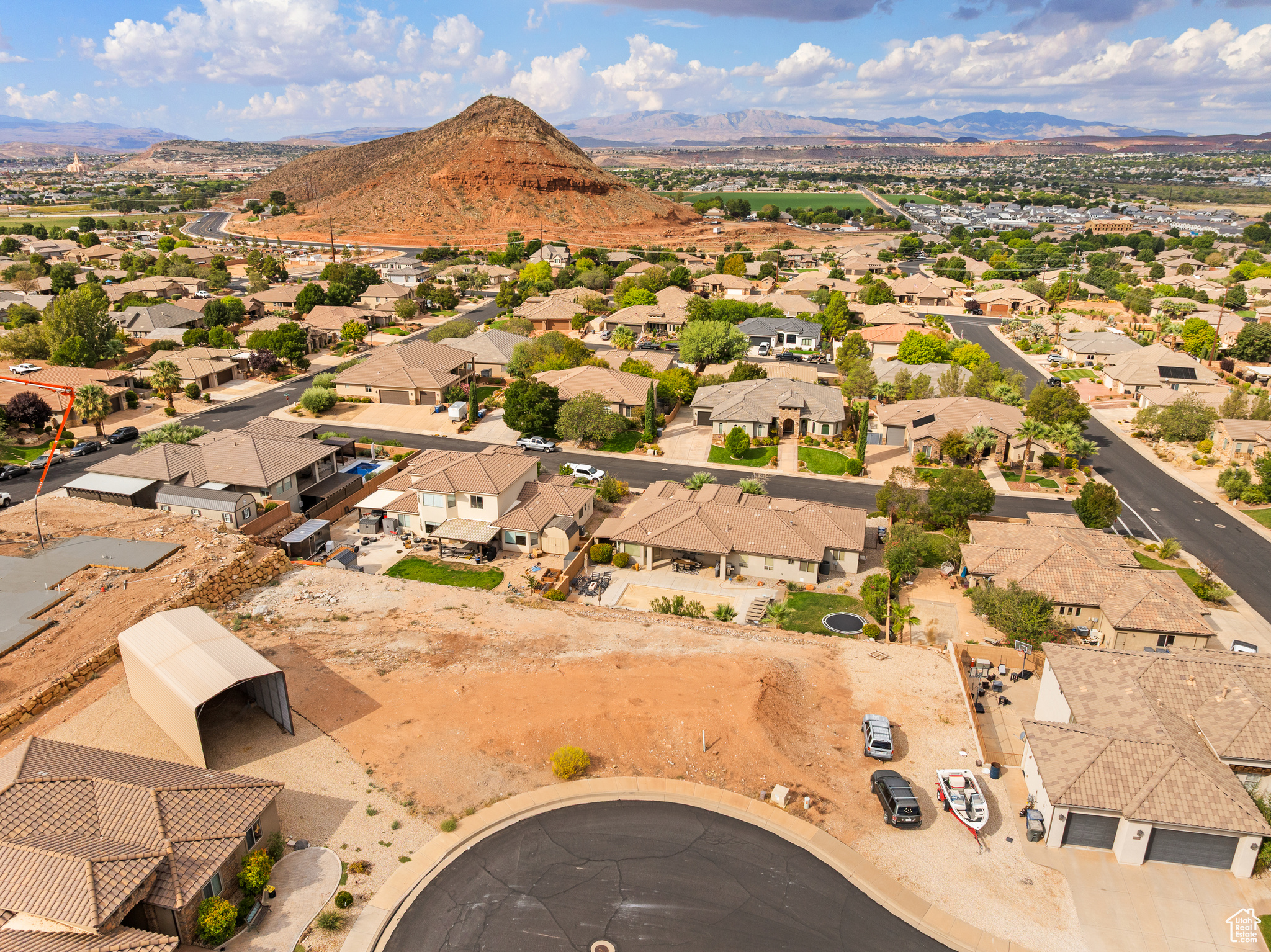HEIGHTS AT WASHINGTON BENCH TOWNSHIP - Land