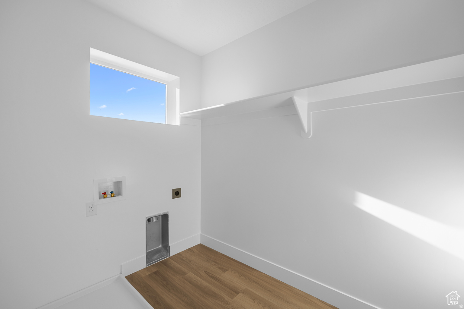 THE HILLS - Residential