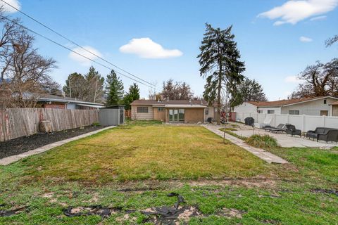 Tiny photo for 1771 E FIELDCREST LN, Holladay, UT 84117 (MLS # 2127976)