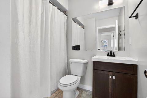 Tiny photo for 1771 E FIELDCREST LN, Holladay, UT 84117 (MLS # 2127976)