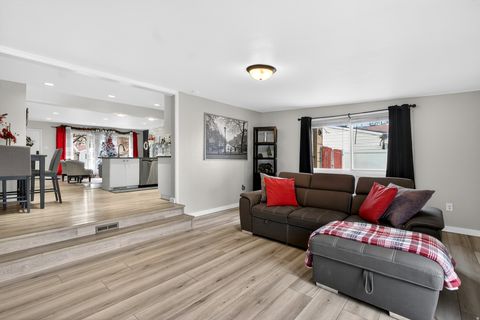 Tiny photo for 1771 E FIELDCREST LN, Holladay, UT 84117 (MLS # 2127976)