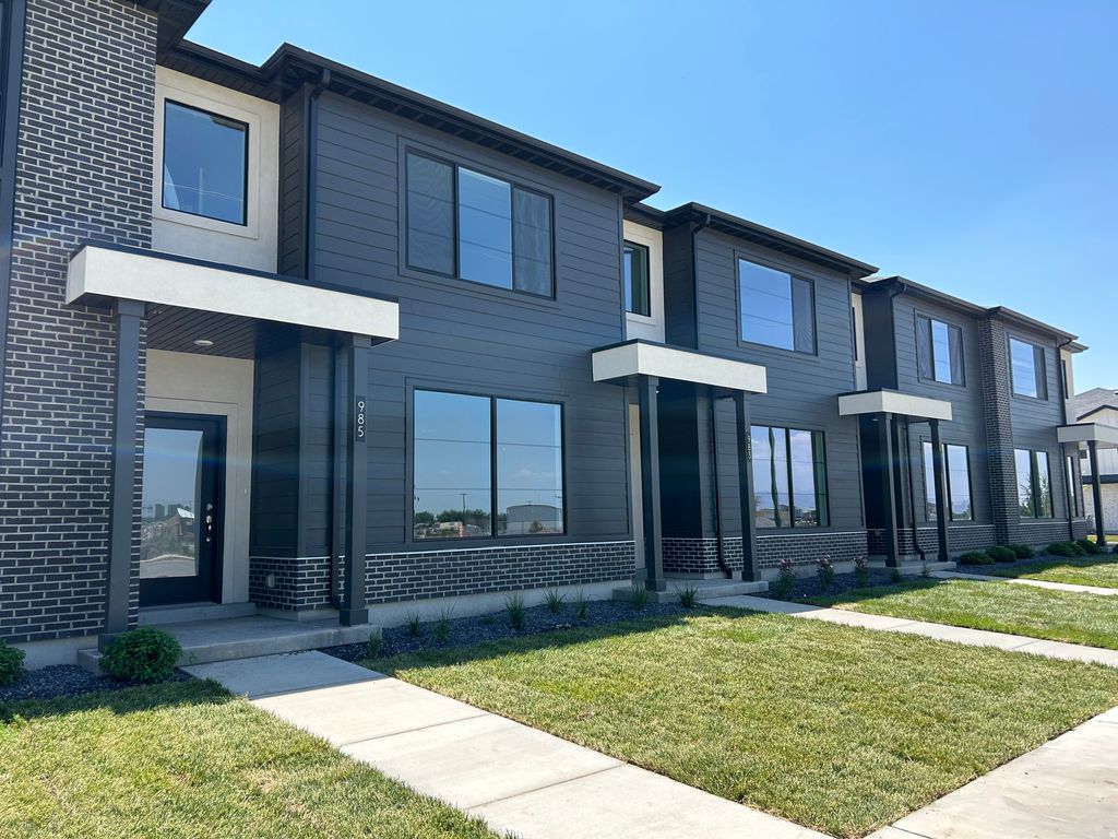 Photo of 245 E 960 S #215, Spanish Fork, UT 84660 (MLS # 2122054)