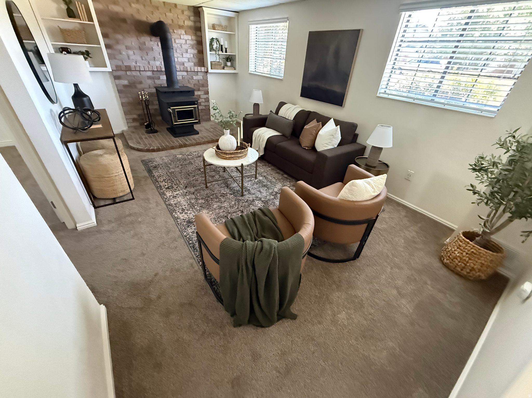 COUNTRY MEADOW - Residential