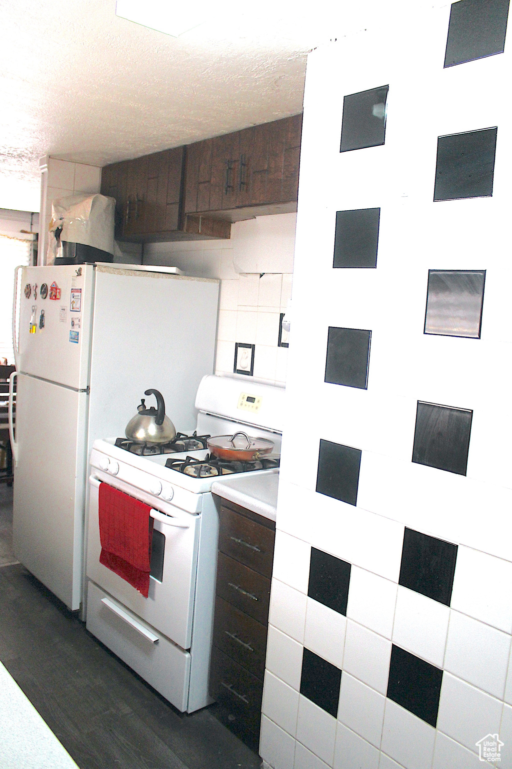 TOWN AND COUNTRY MOBILE HOME PARK - Residential