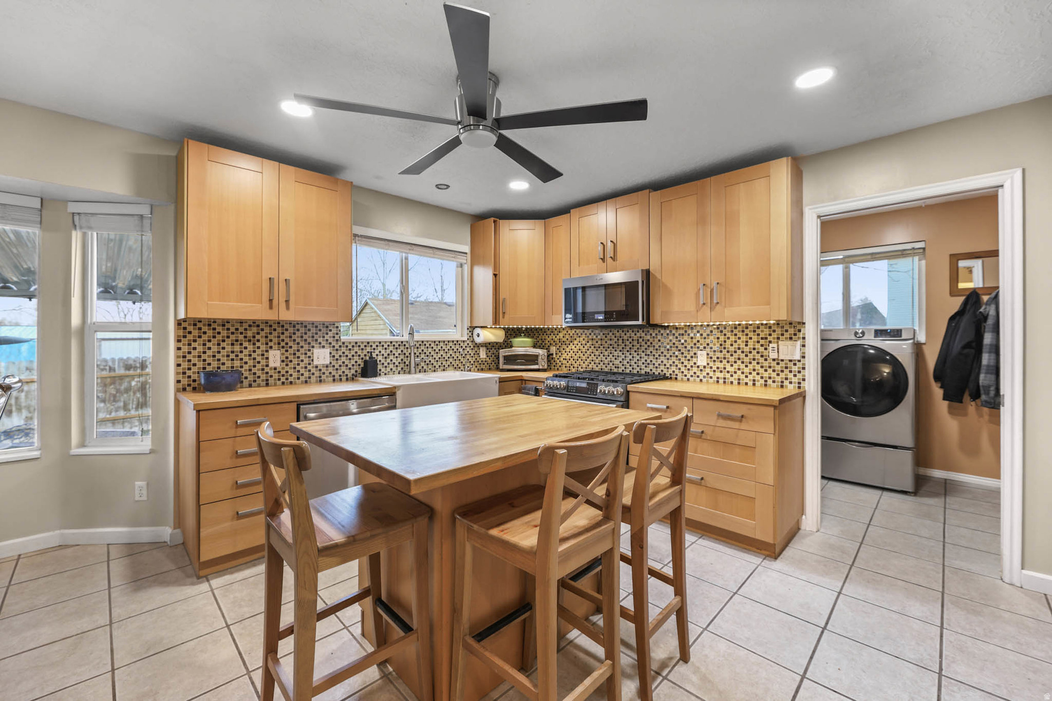 EVERGREEN FARMS - Residential