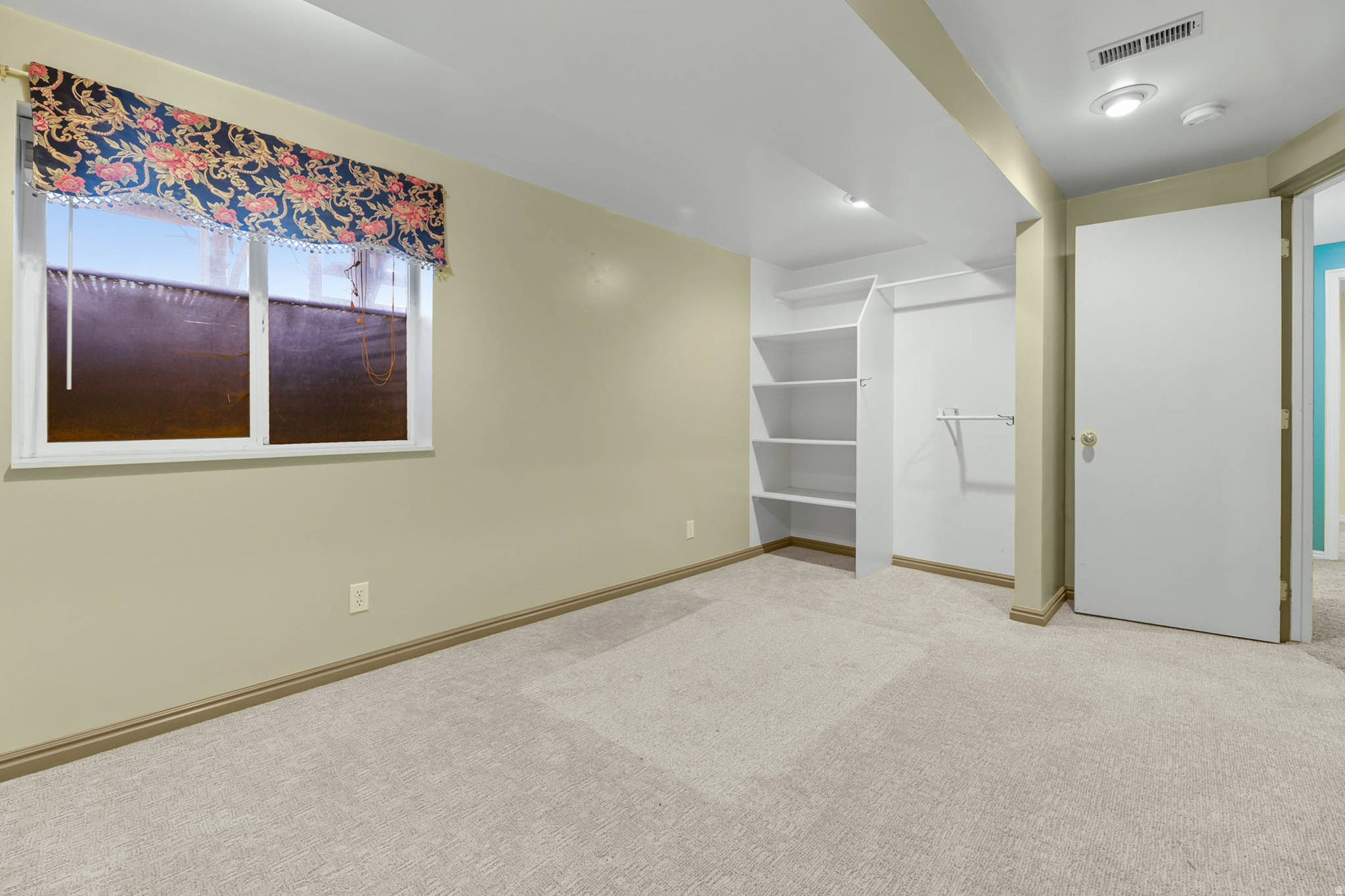 EVERGREEN FARMS - Residential