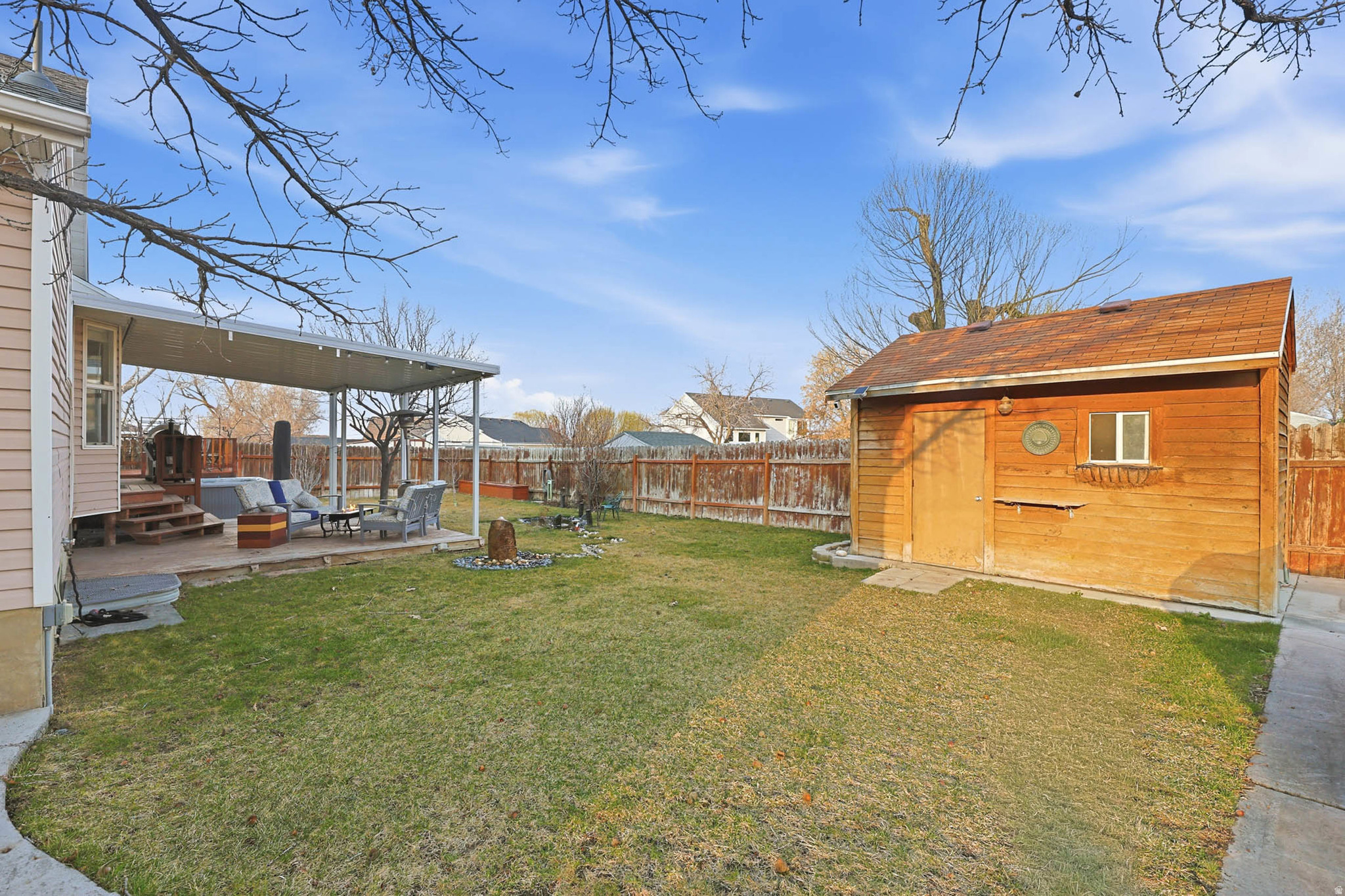 EVERGREEN FARMS - Residential