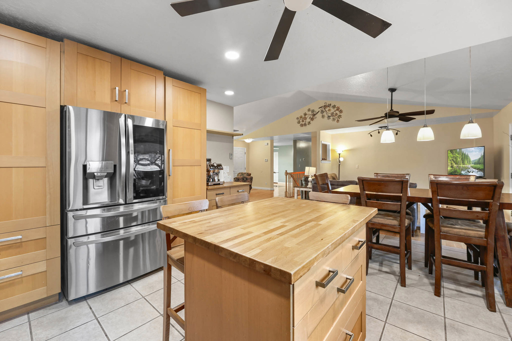 EVERGREEN FARMS - Residential