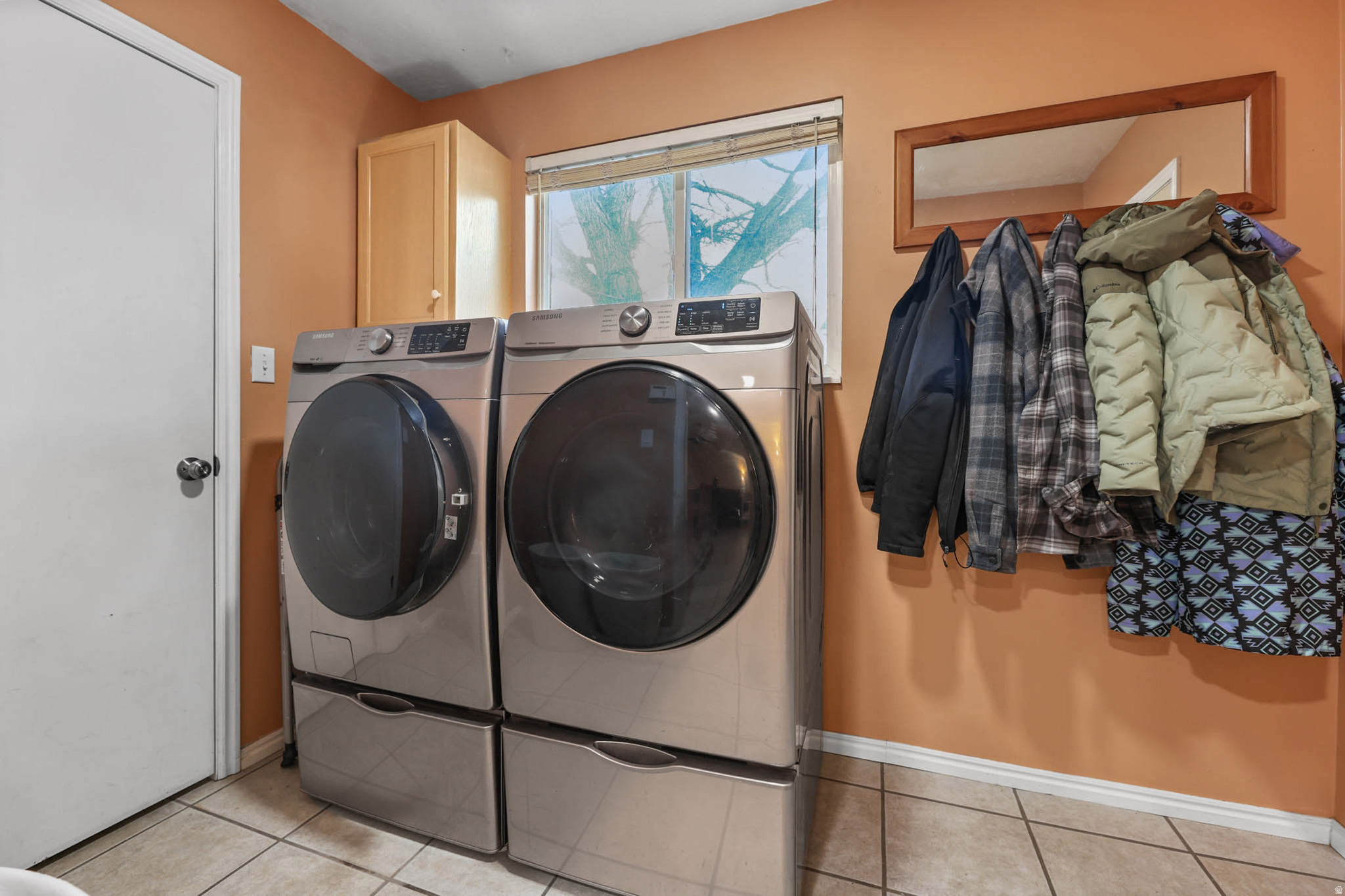 EVERGREEN FARMS - Residential