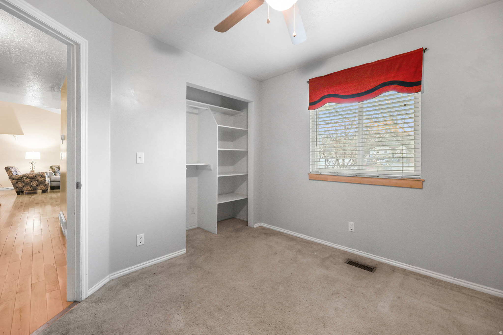 EVERGREEN FARMS - Residential