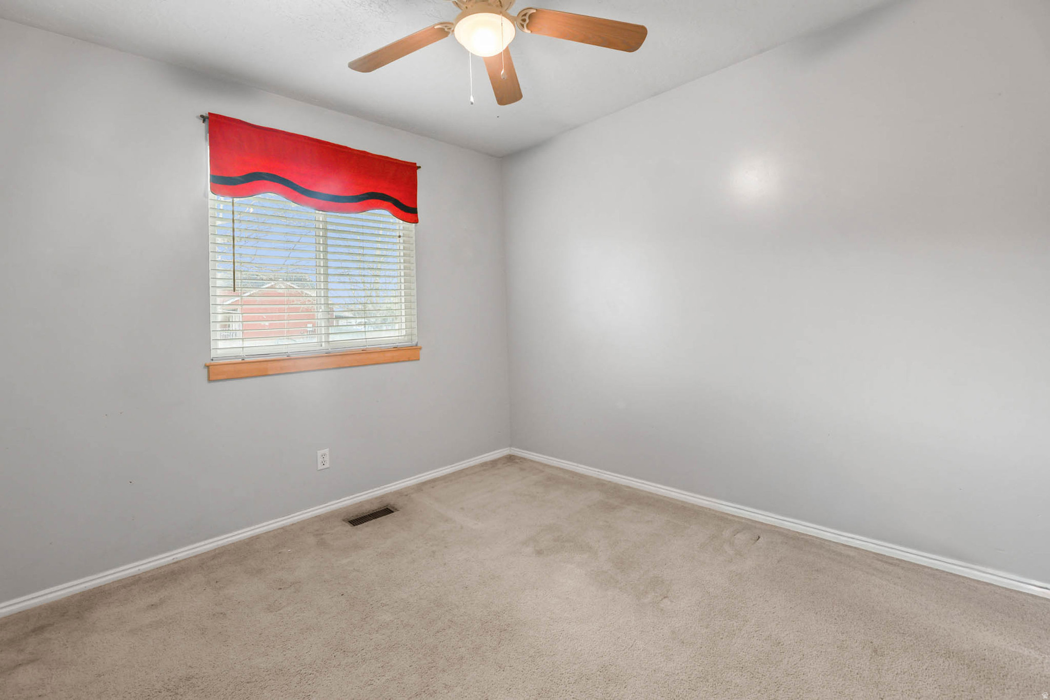 EVERGREEN FARMS - Residential