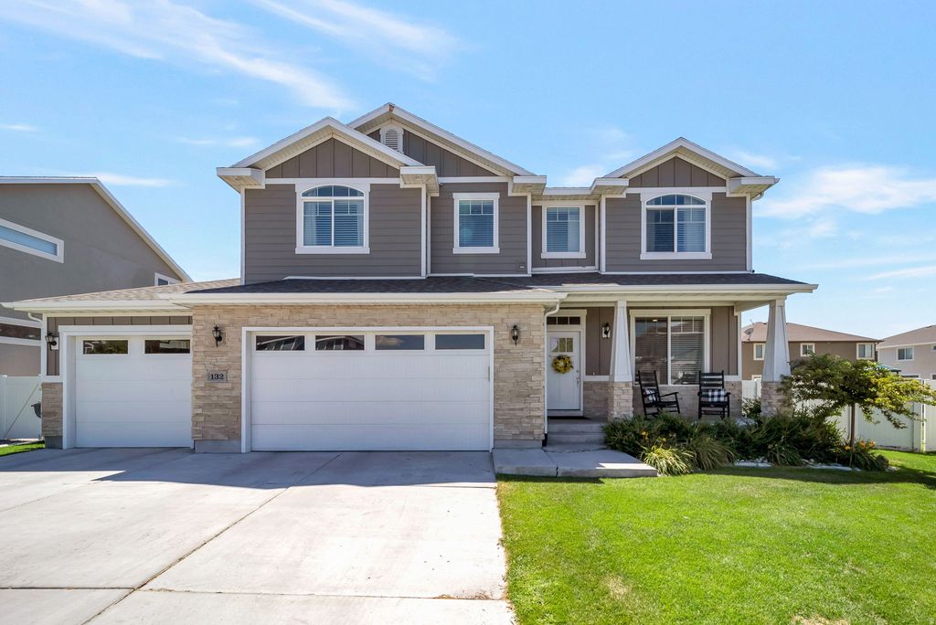 Photo of 132 E ANNUAL WAY, Vineyard, UT 84059 (MLS # 2141362)