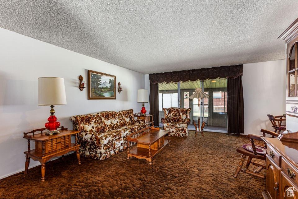 363 OAK HILL DR