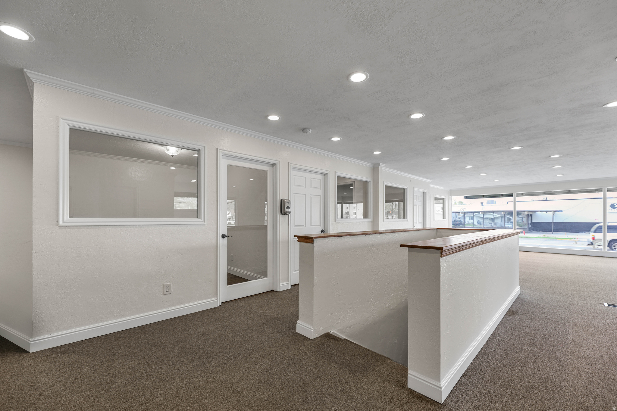 PARK - Commercial Sale