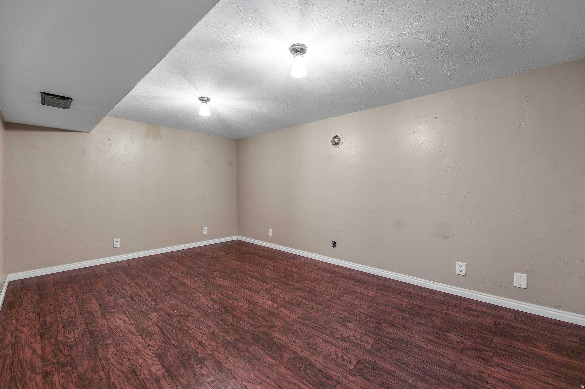 PARK - Commercial Sale