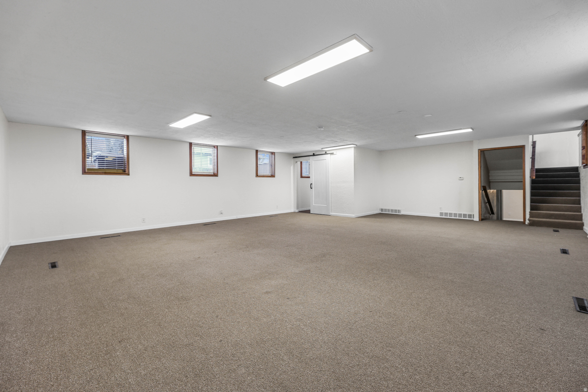PARK - Commercial Sale