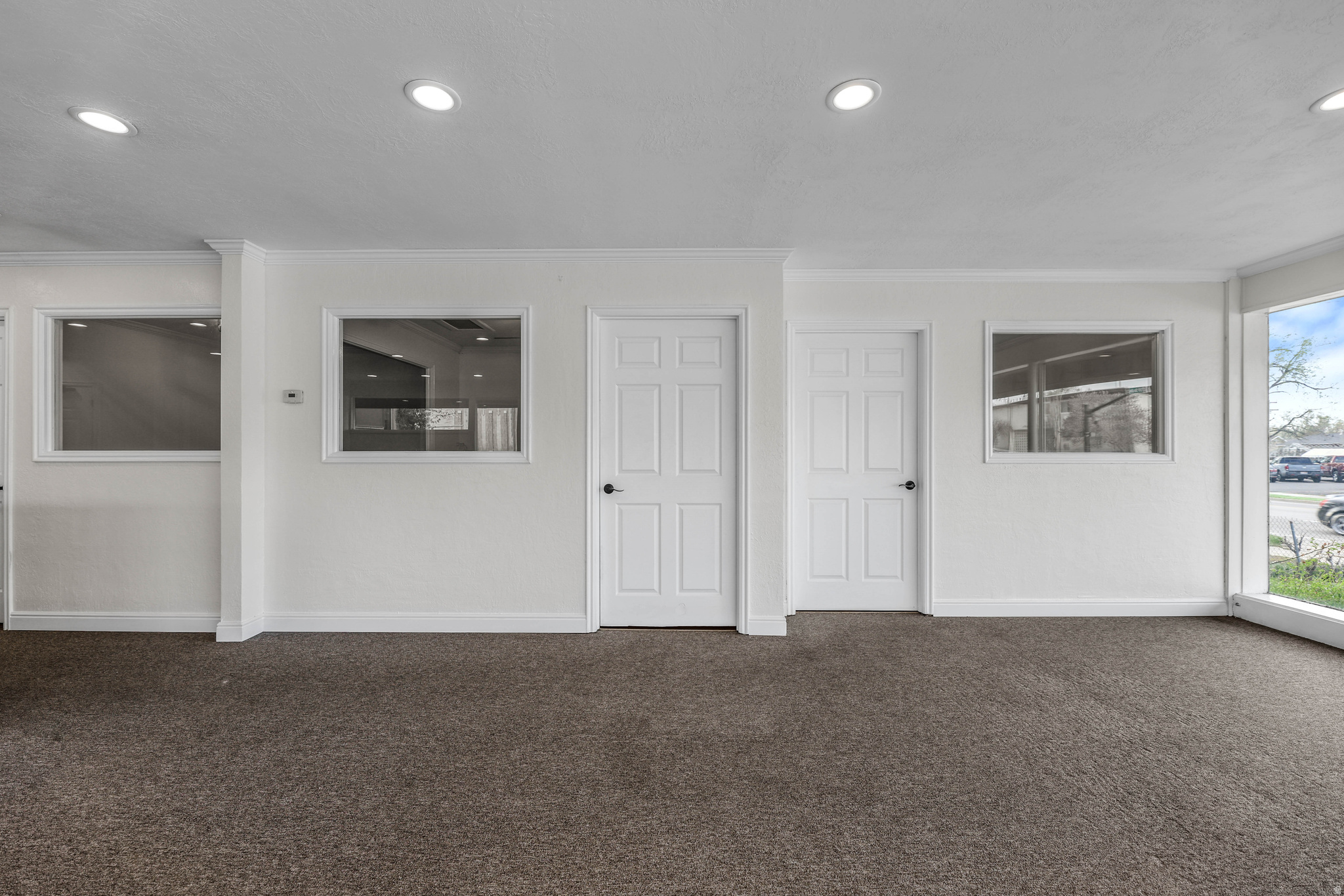 PARK - Commercial Sale