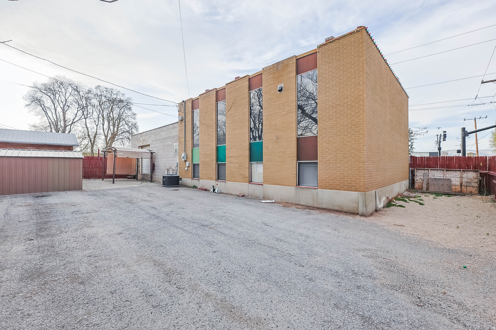 PARK - Commercial Sale