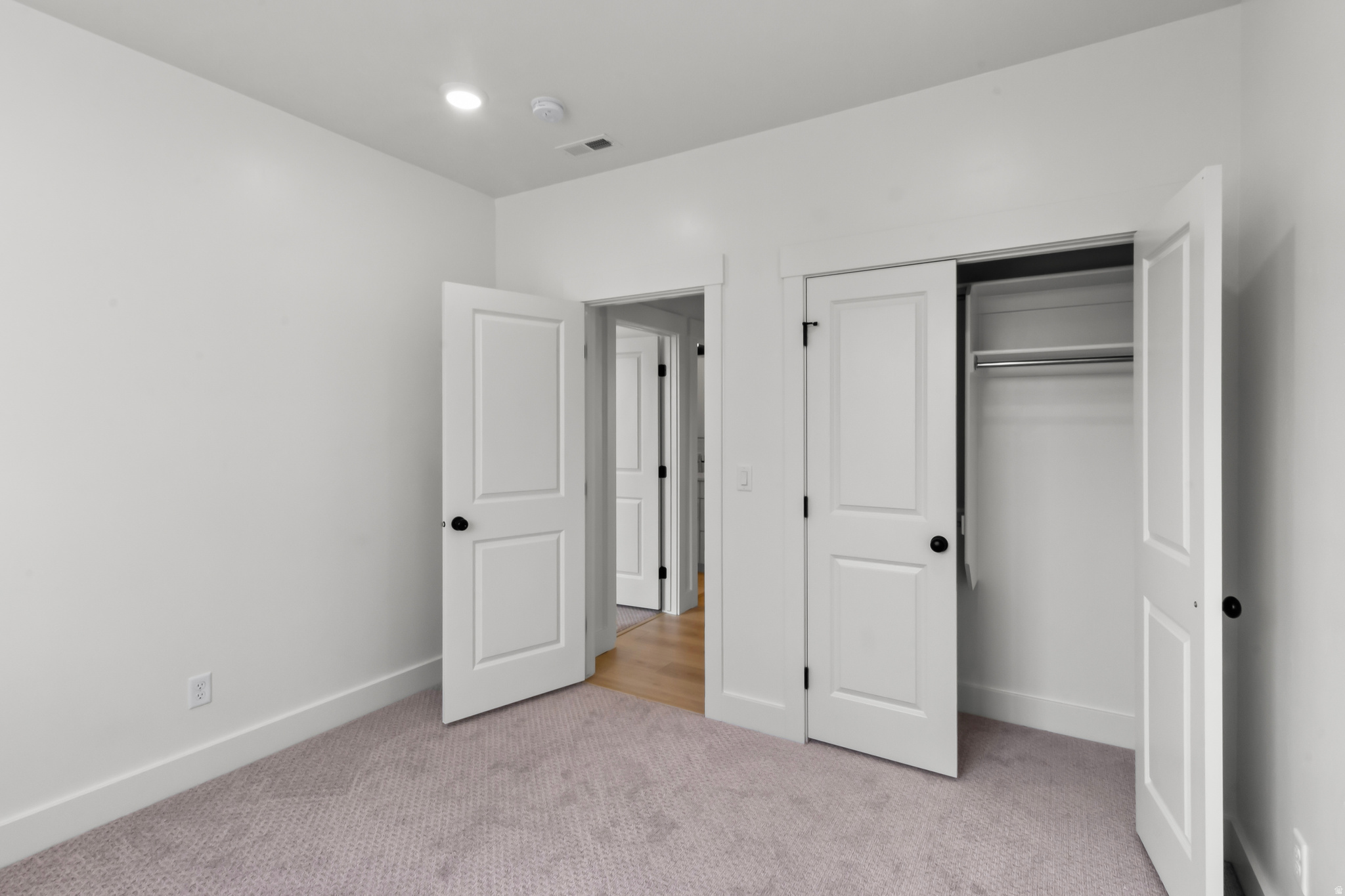 RIVER'S EDGE - Residential