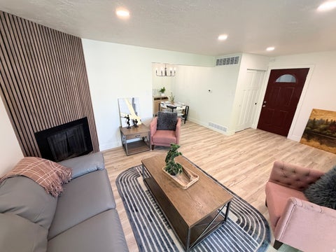 Tiny photo for 127 E 1100 N #4, Bountiful, UT 84010 (MLS # 2163063)