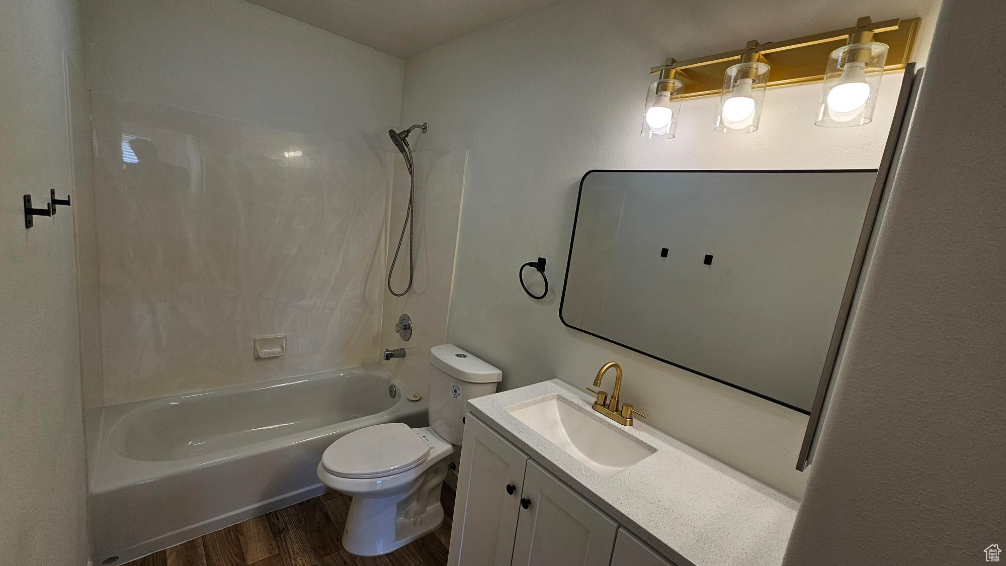 COUNTRY WOODS - Residential