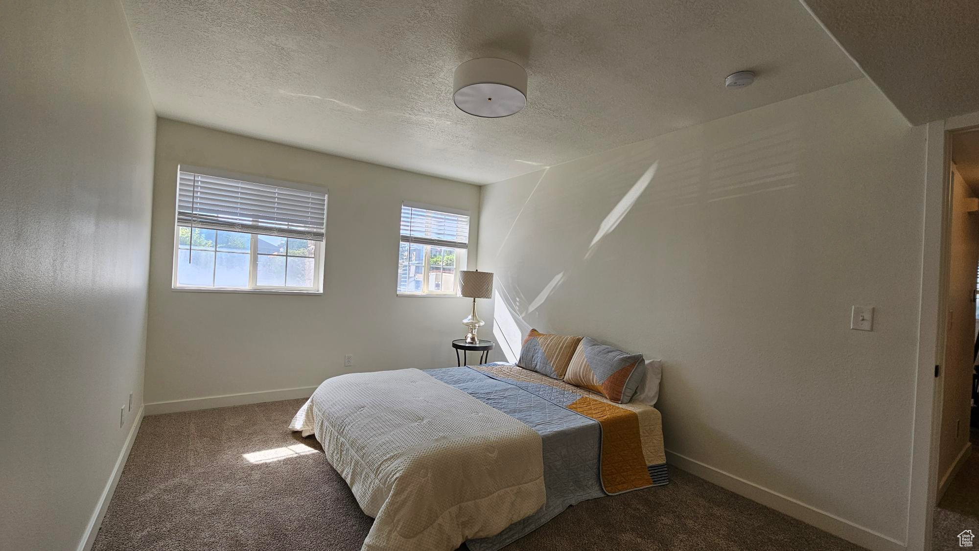 COUNTRY WOODS - Residential