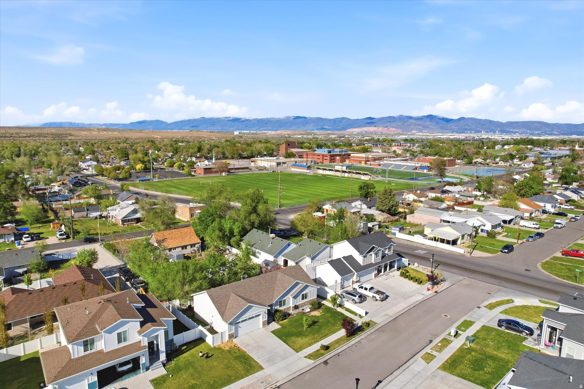 DAISY VIEW - Residential