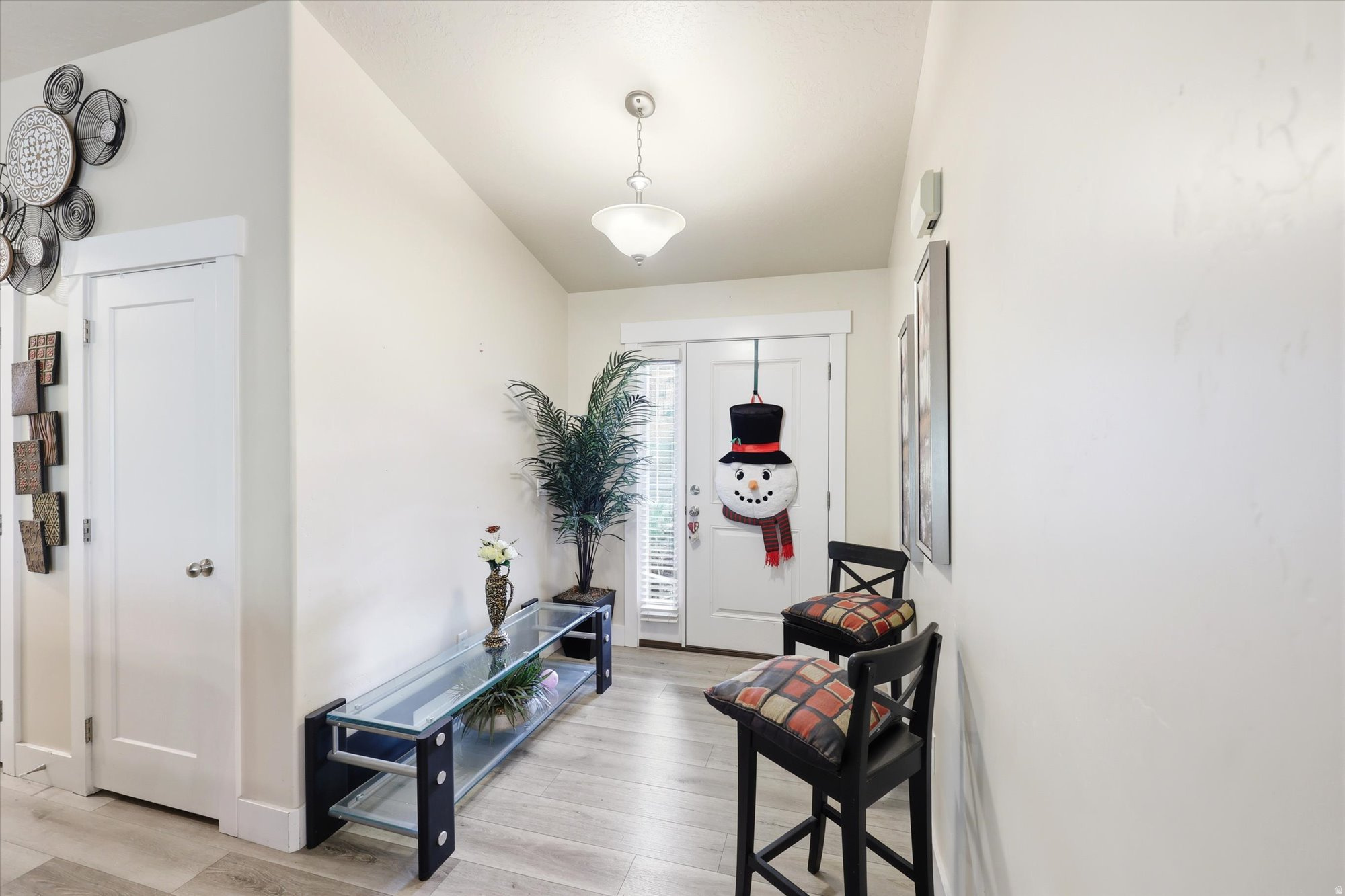 DAISY VIEW - Residential