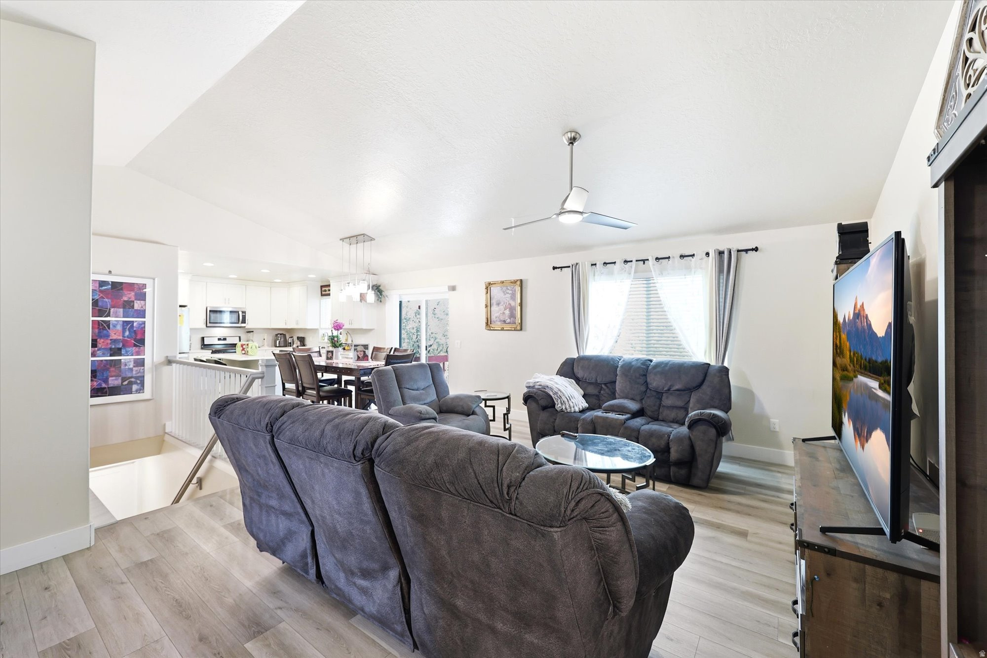 DAISY VIEW - Residential