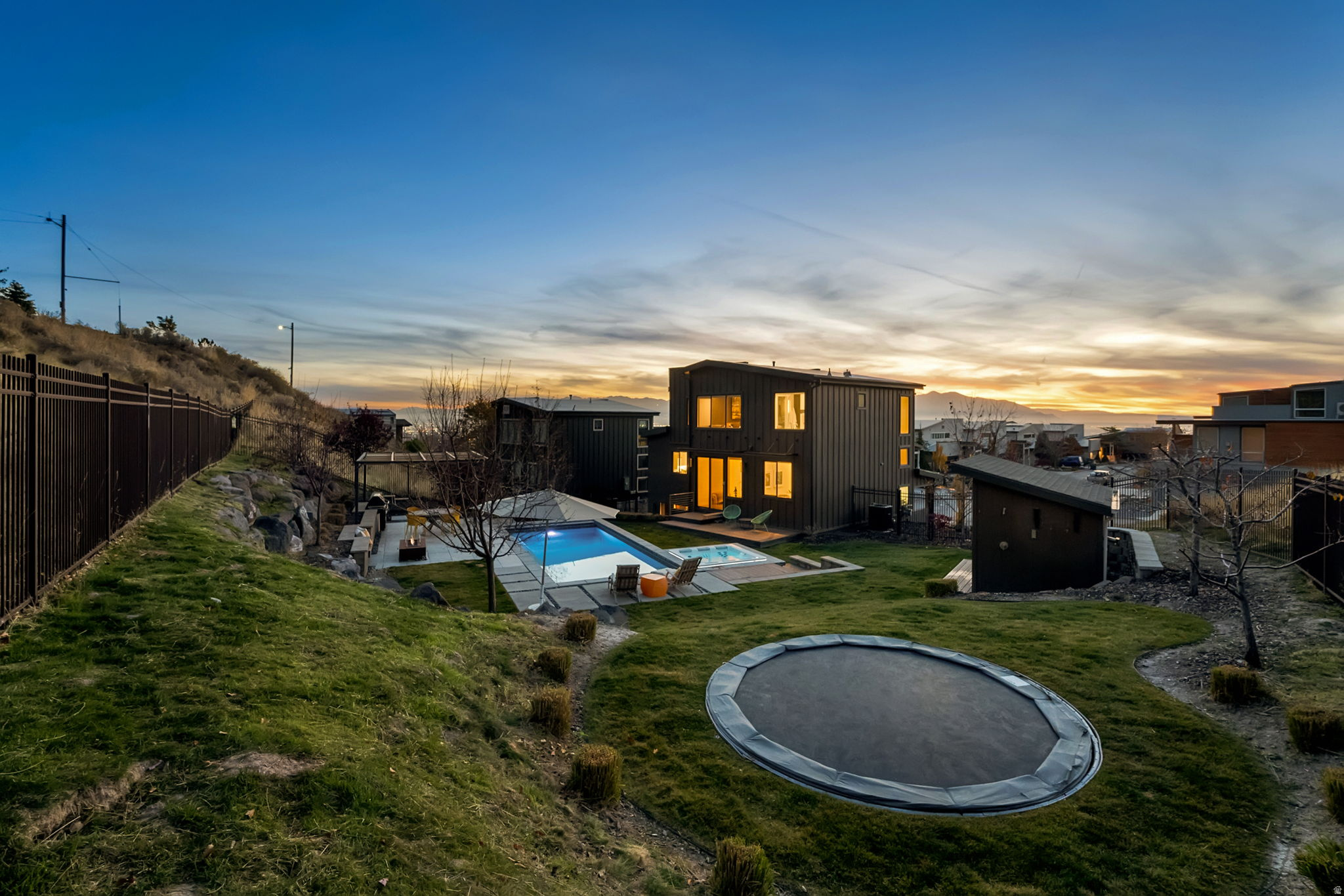 COLUMBUS COURT PUD - Residential