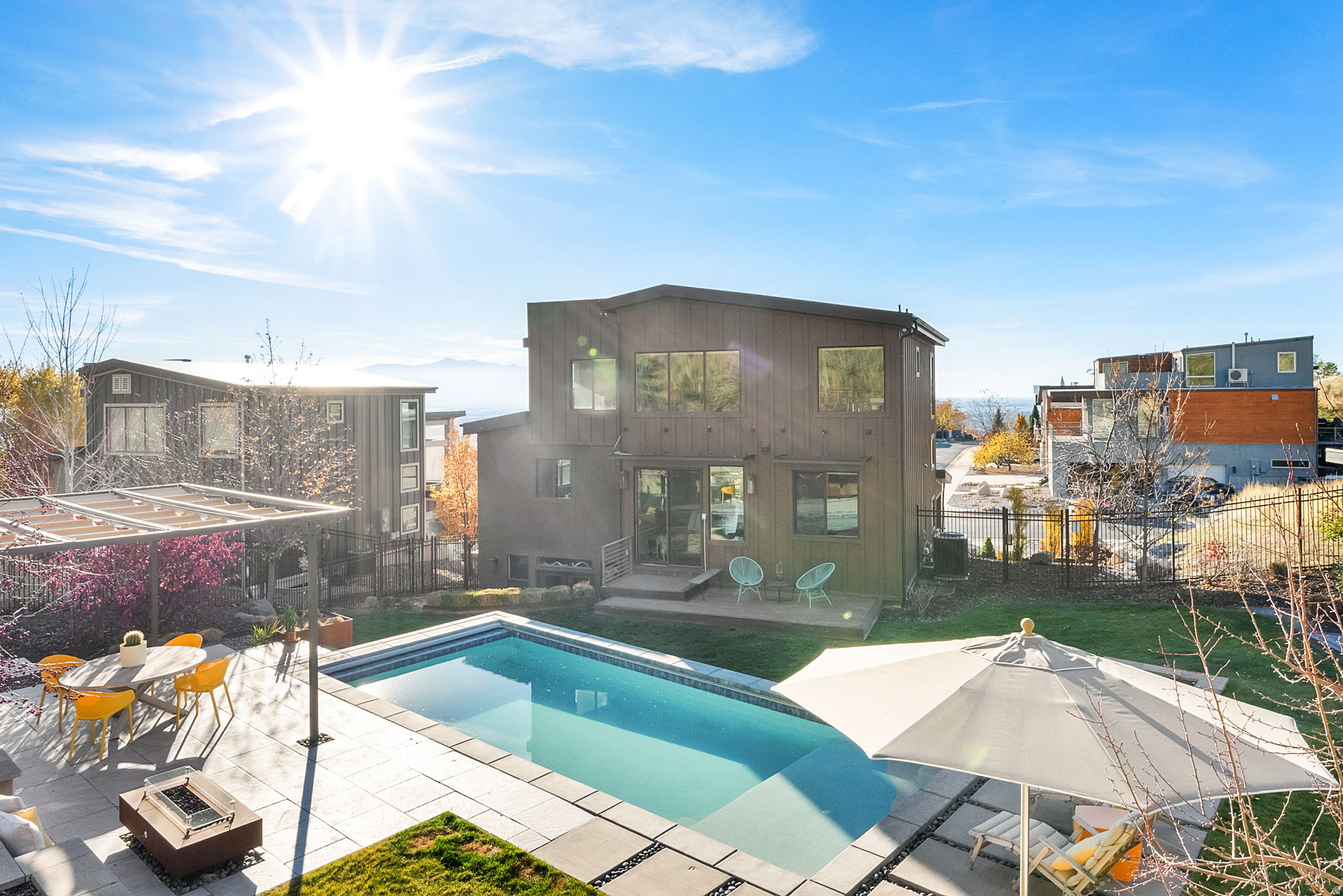 COLUMBUS COURT PUD - Residential