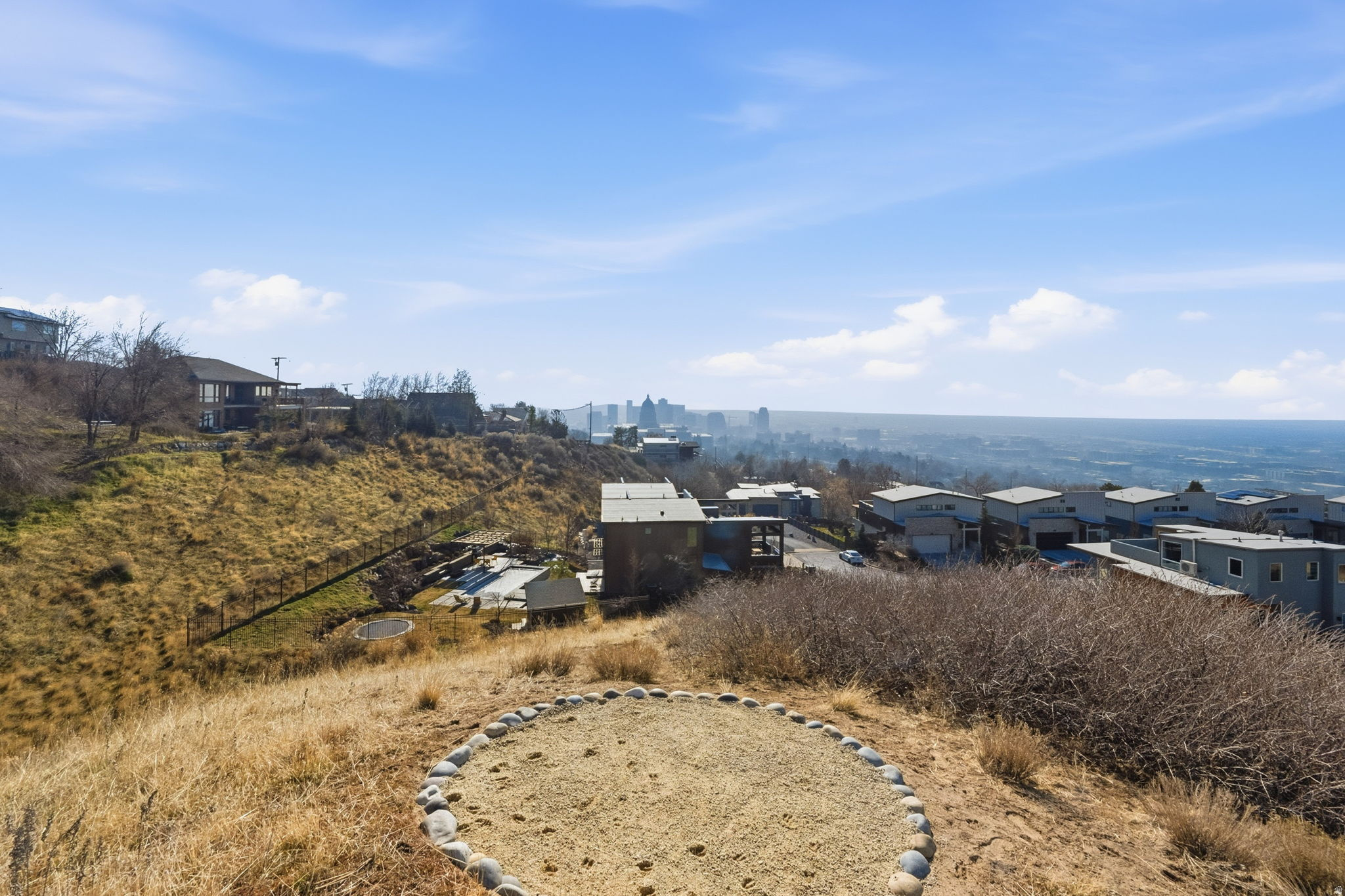 COLUMBUS COURT PUD - Residential