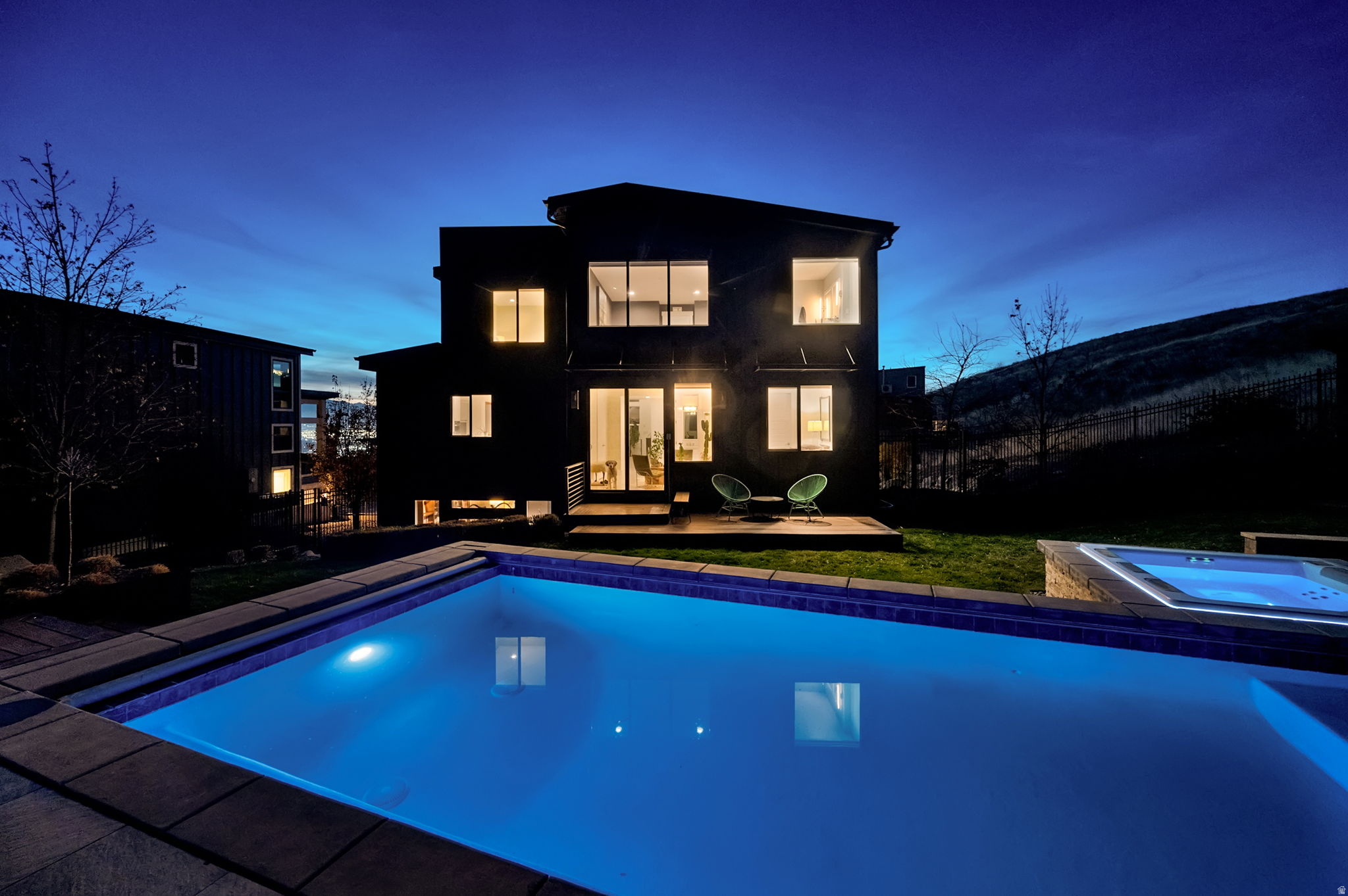 COLUMBUS COURT PUD - Residential