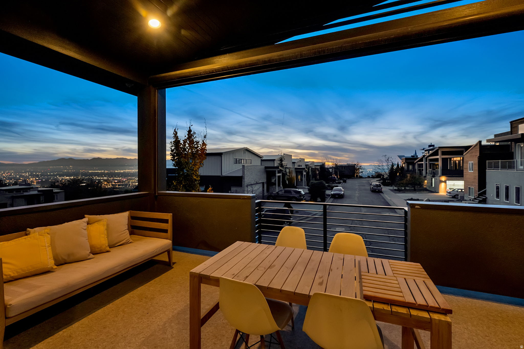 COLUMBUS COURT PUD - Residential