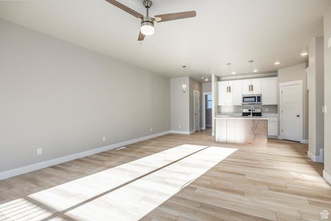 Tiny photo for 1068 S 2760 E, Spanish Fork, UT 84660 (MLS # 2097715)