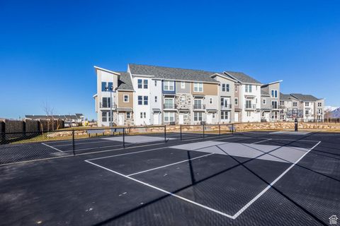 Tiny photo for 1068 S 2760 E, Spanish Fork, UT 84660 (MLS # 2097715)