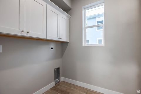 Tiny photo for 1068 S 2760 E, Spanish Fork, UT 84660 (MLS # 2097715)