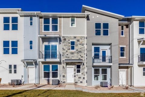 Tiny photo for 1068 S 2760 E, Spanish Fork, UT 84660 (MLS # 2097715)