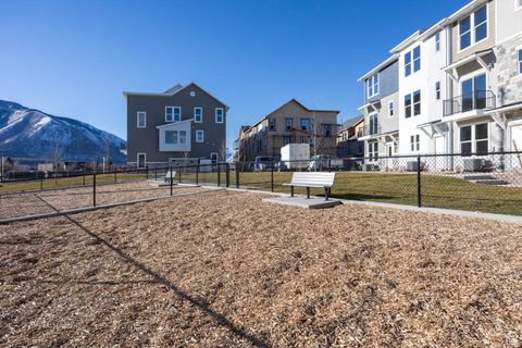 Tiny photo for 1068 S 2760 E, Spanish Fork, UT 84660 (MLS # 2097715)