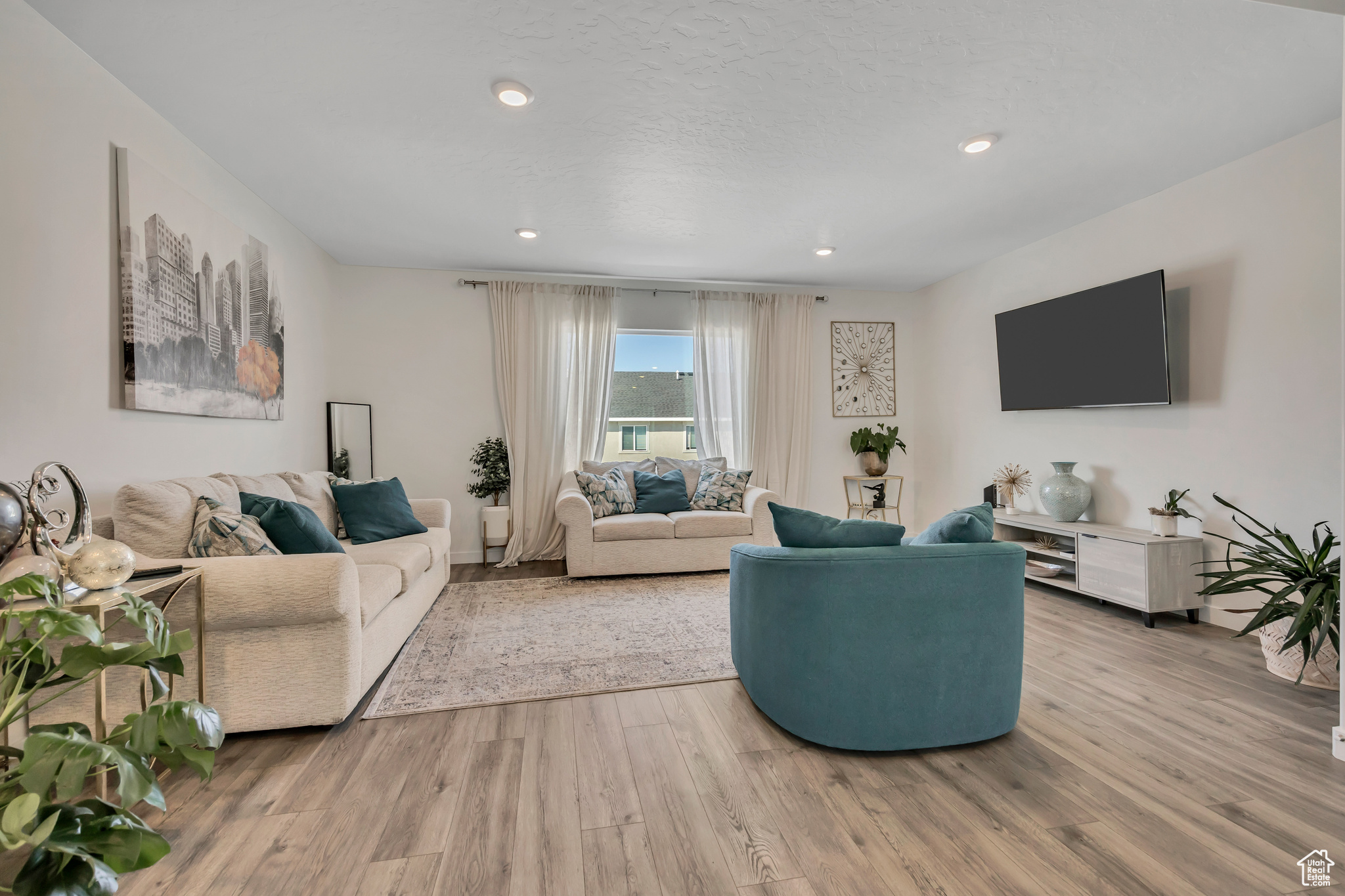 NORTHSHORE - Residential