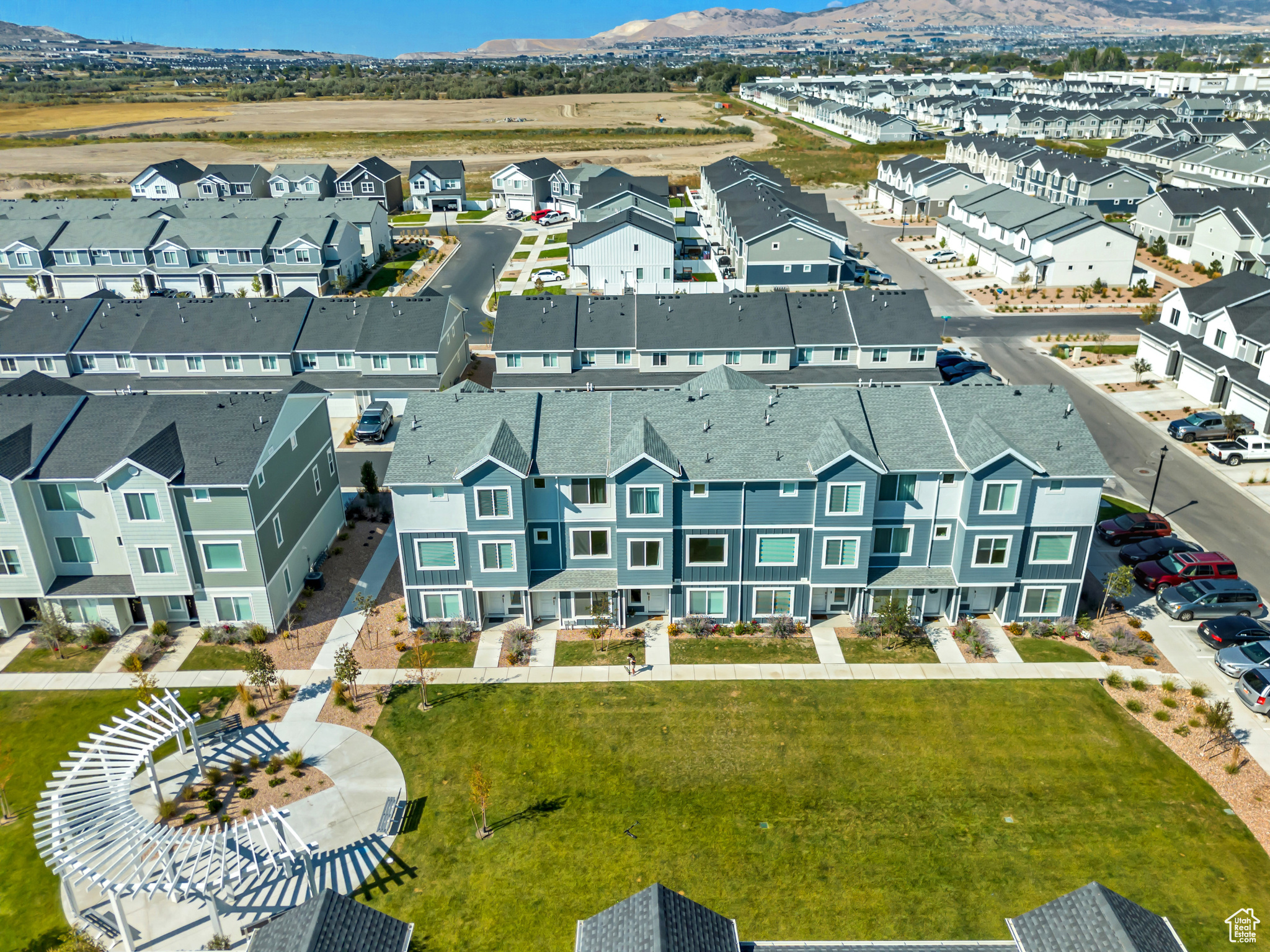 NORTHSHORE - Residential