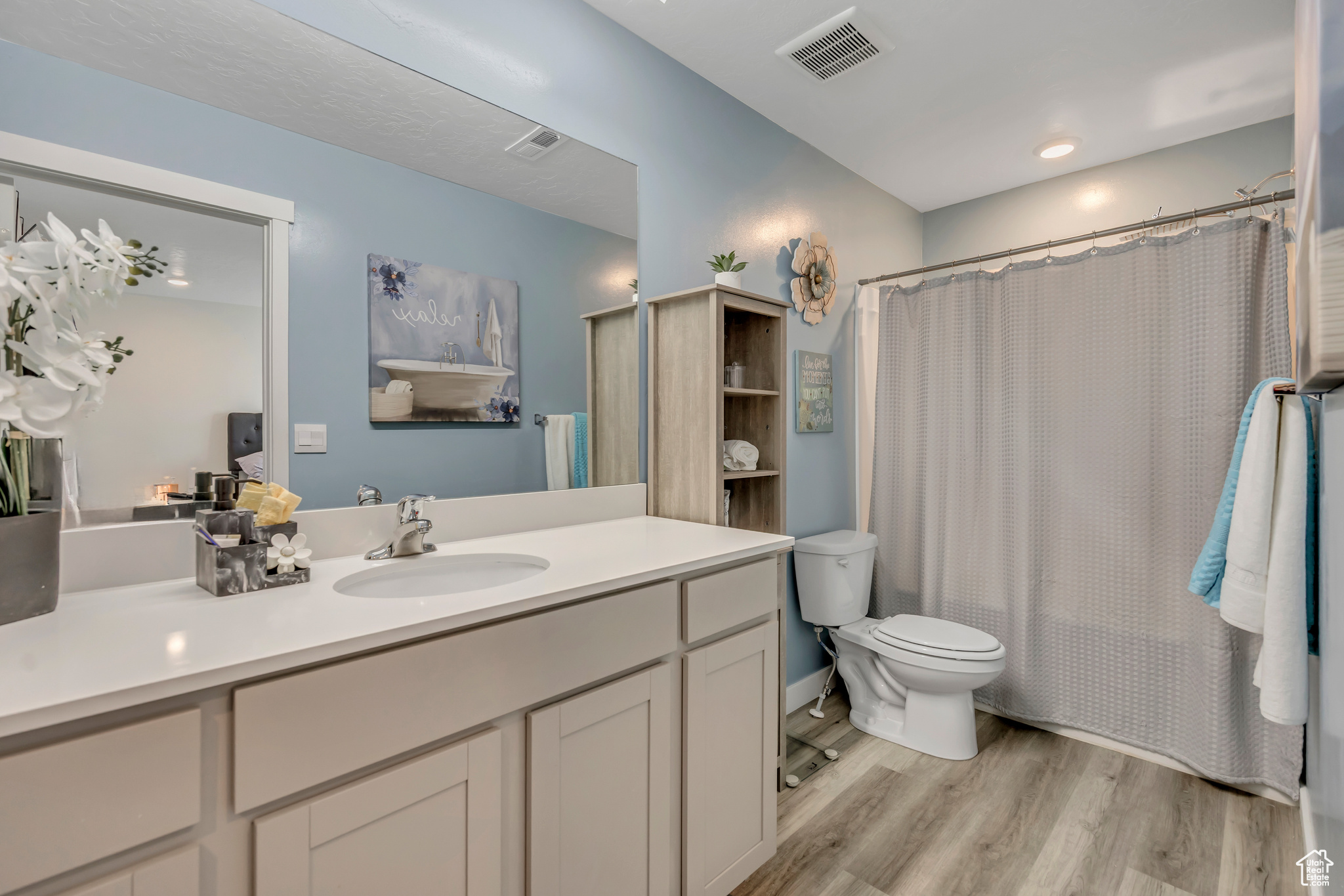 NORTHSHORE - Residential