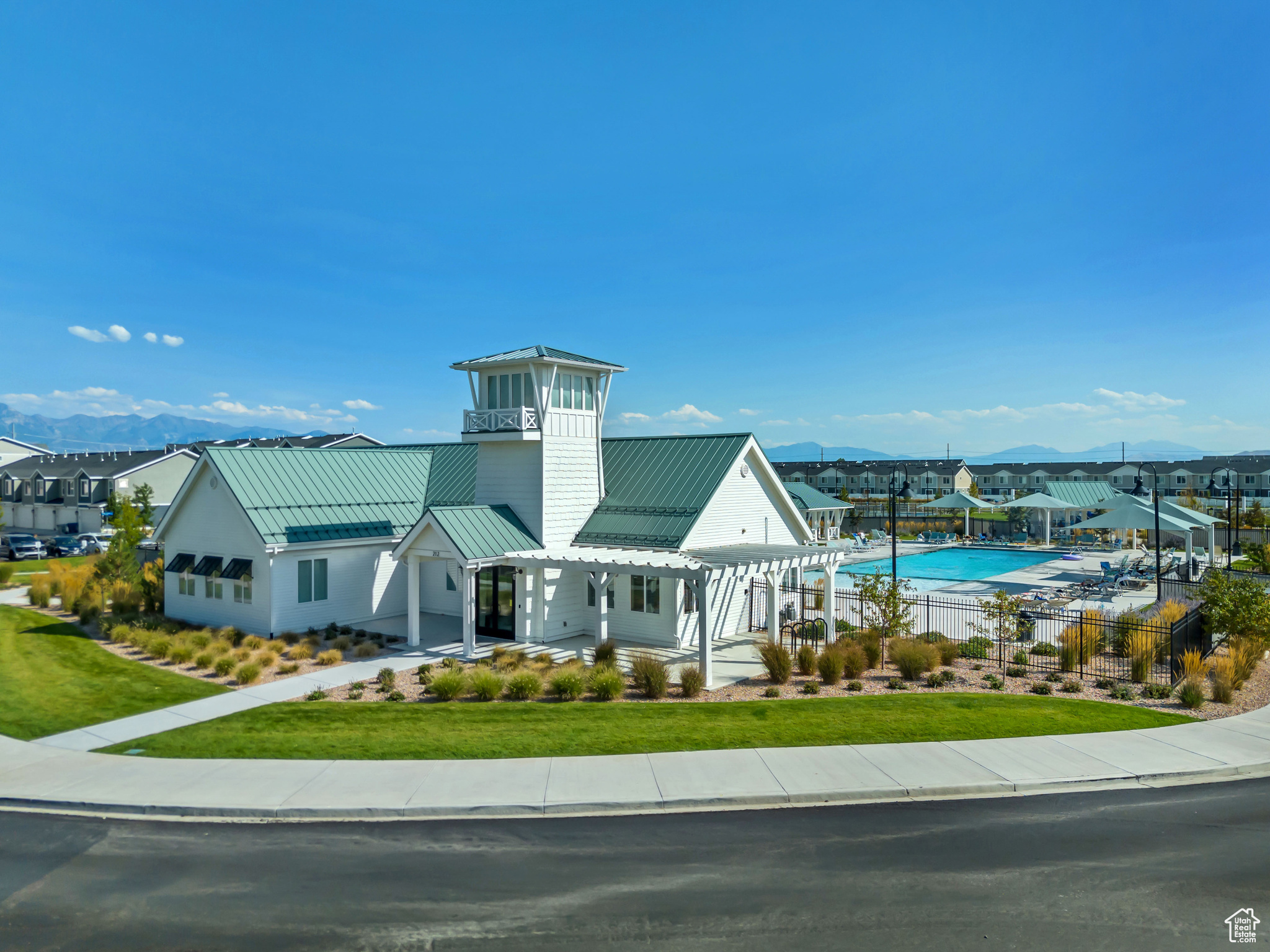 NORTHSHORE - Residential