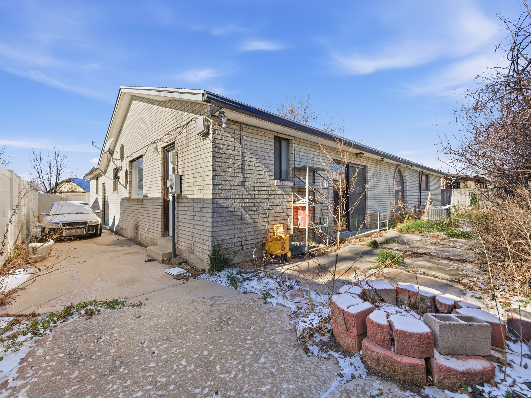 CLOVER CREST - Residential