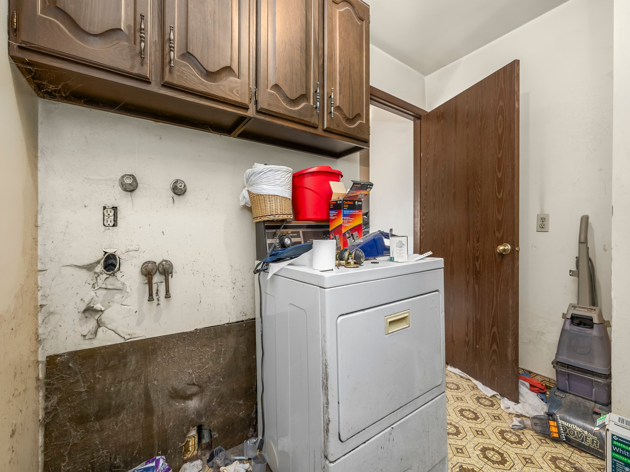 CLOVER CREST - Residential