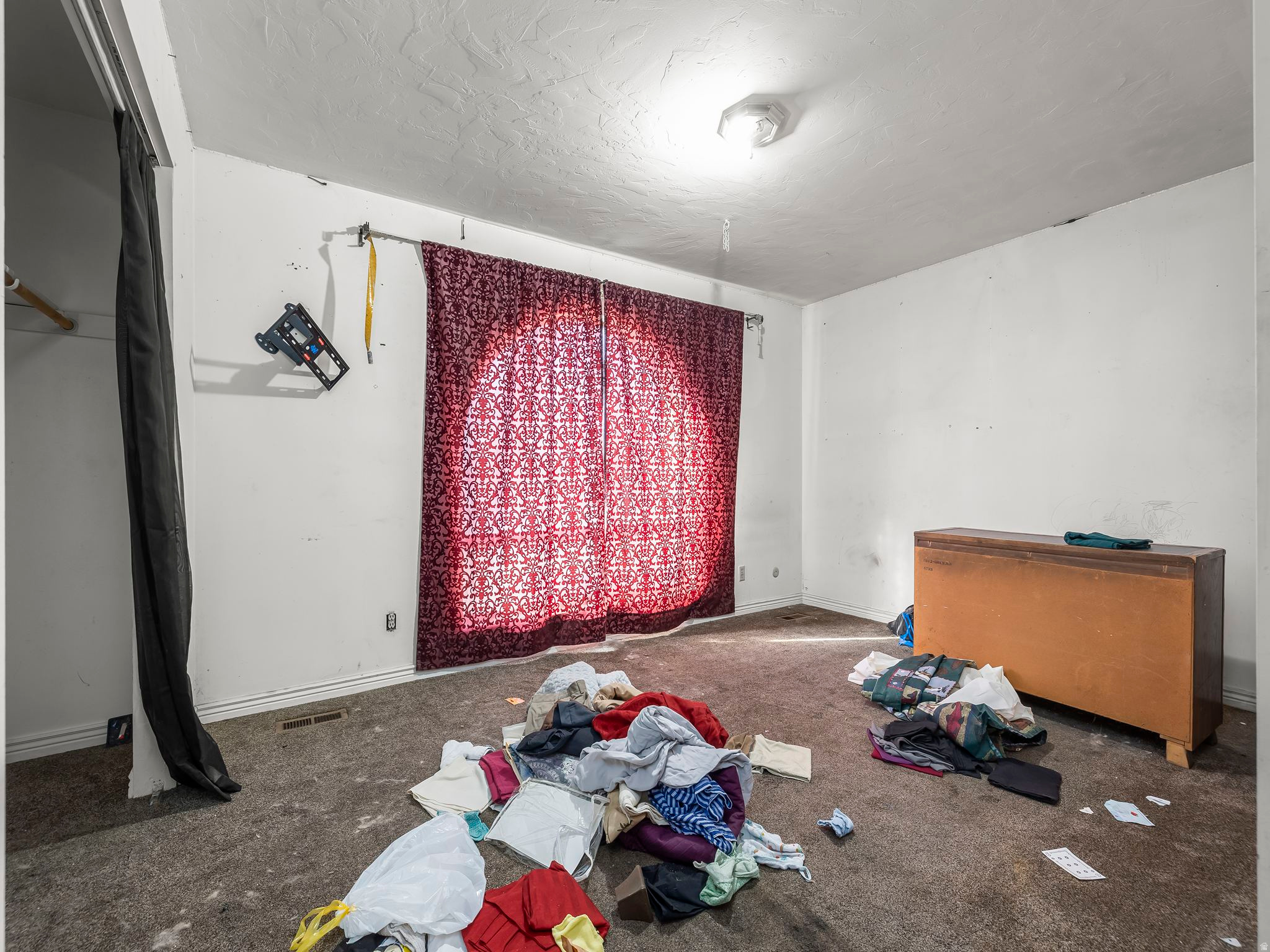 CLOVER CREST - Residential