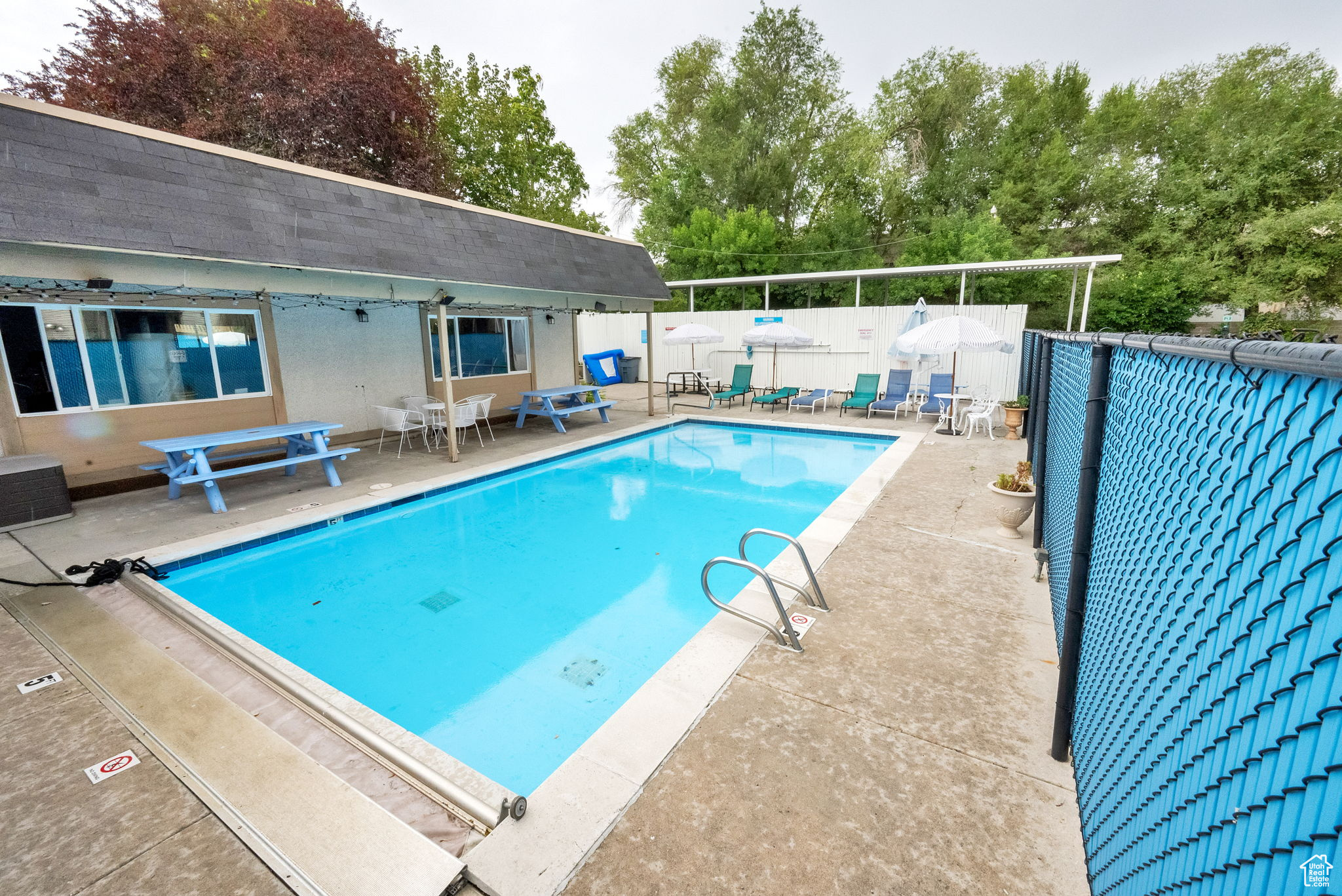 AIX LA CHAPE - Residential