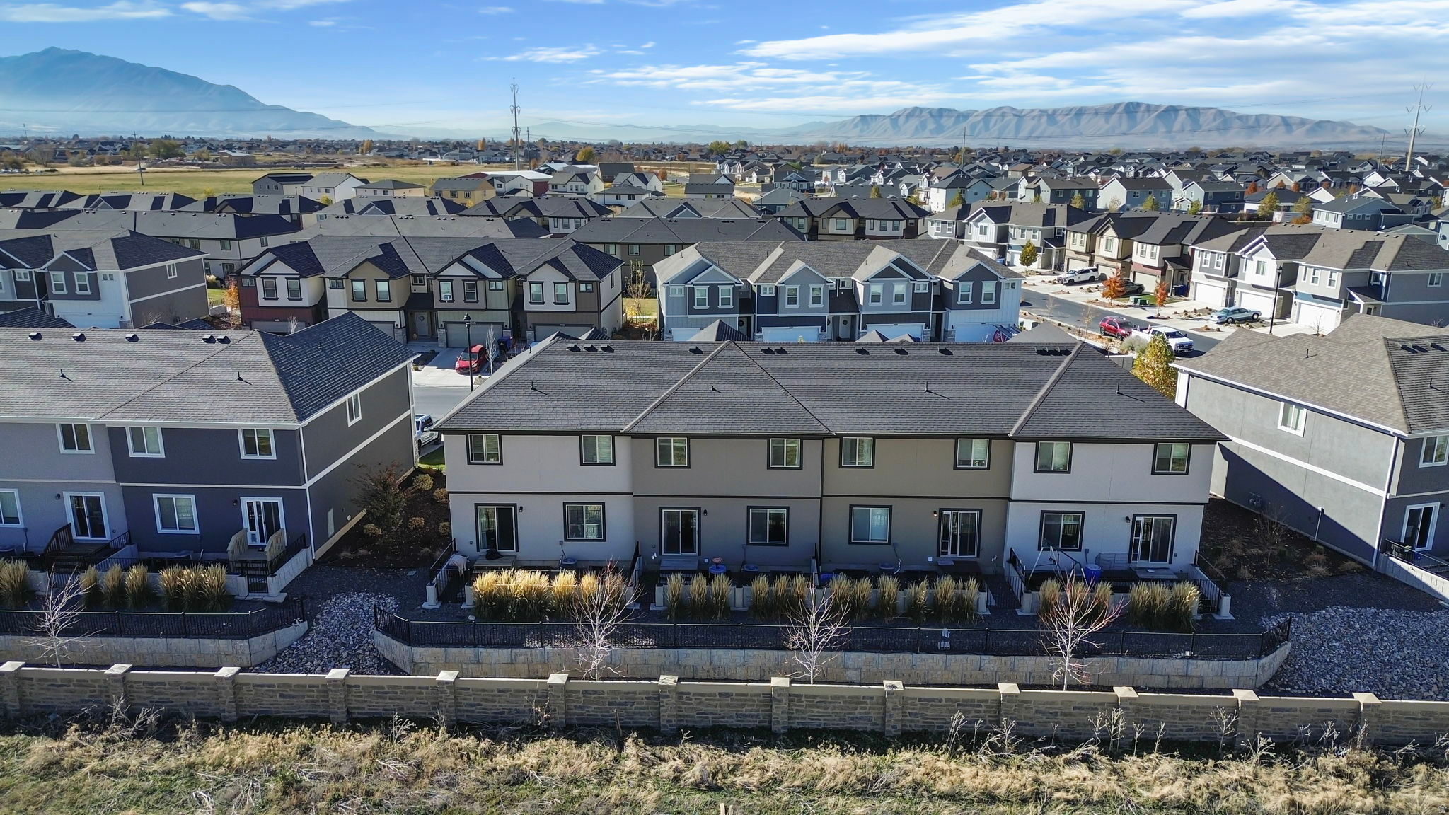 LEGACY TOWNHOMES - Residential