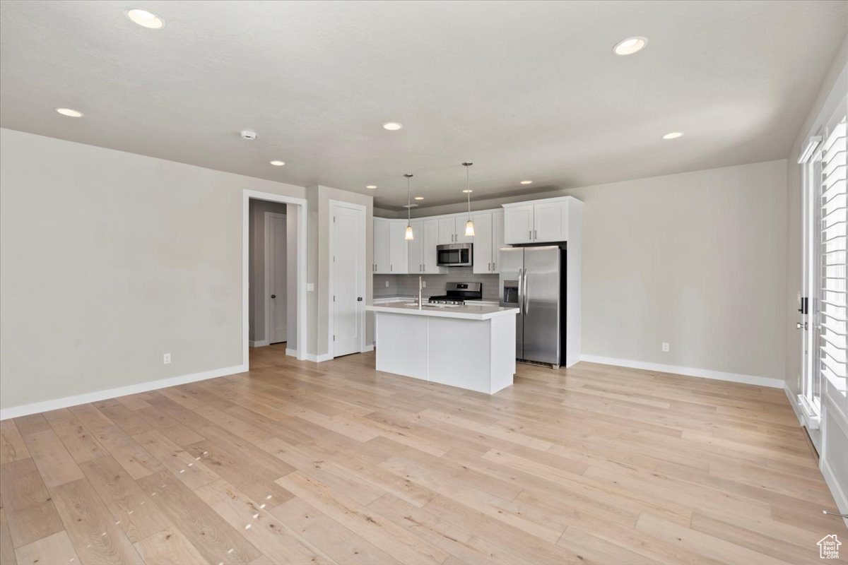 DAYBREAK MARINA - Residential