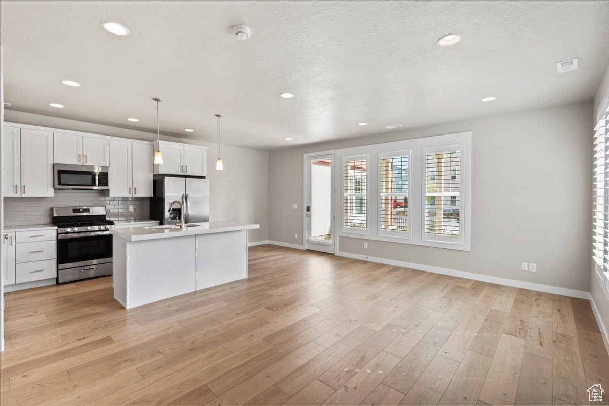 DAYBREAK MARINA - Residential